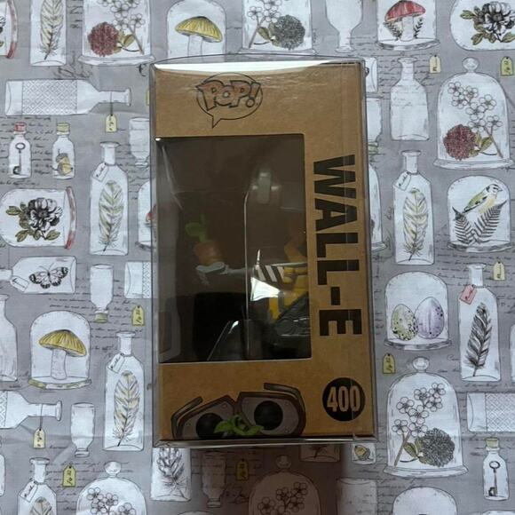Funko pop wall e earth - Picture 2 of 6